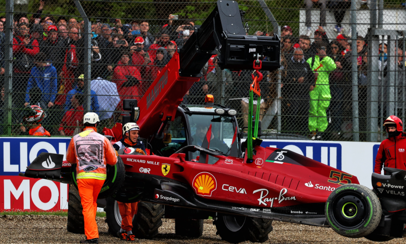 Italian media see Ferrari misjudged: 'It was dominated' - GPblog