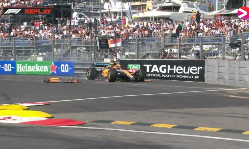 Ricciardo causes red flag with crash in Monaco FP2