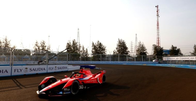 Formula E Jakarta Qualifying | Vergne on pole, De Vries starts from P9