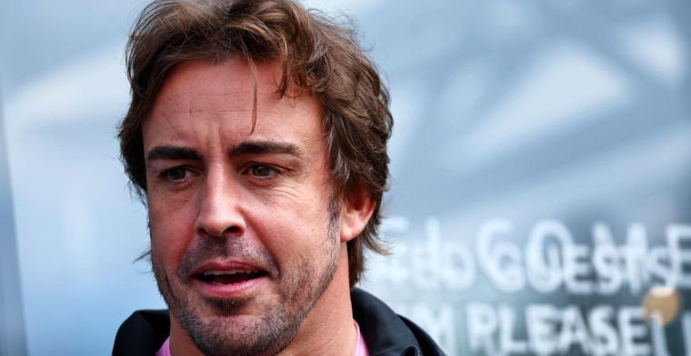 Alonso critique les nouveaux fans de F1 : Ils sont comme des supporters de football.
