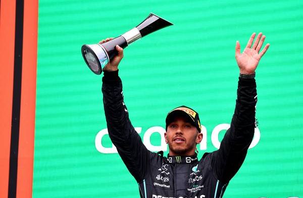 Hamilton reprend espoir : Je ne pense pas que nous soyons si loin derrière Verstappen.