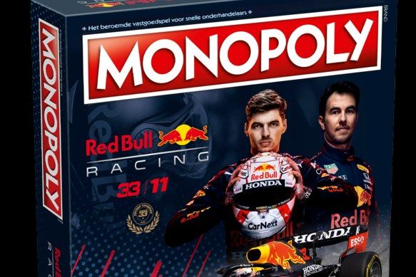 Verstappen et Perez sur la couverture du jeu de société Monopoly Red Bull.