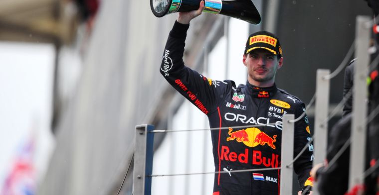 Pérez impresiona: 'Tener un compañero de equipo como Verstappen estoy seguro que no es fácil'