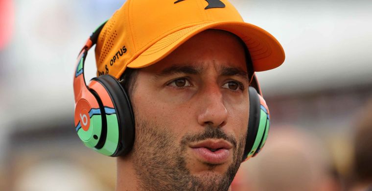 Il web solidale con Ricciardo: Meriti di meglio.
