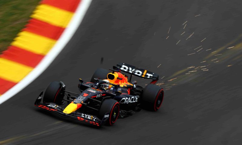No penalty for Verstappen after 'ignoring yellow flag' in FP3