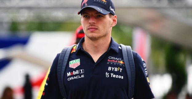 Verstappen fans top-quality Bull apparel in 2023 - GPblog
