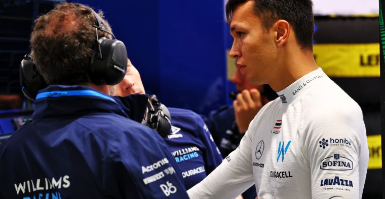 Albon blames himself for crash during 'frustrating' Singapore GP