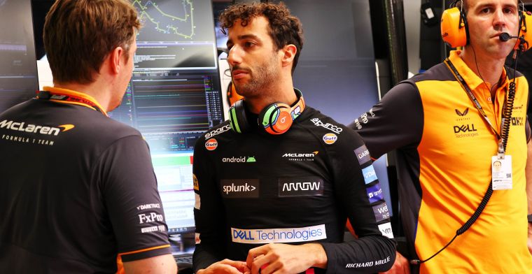 Ricciardo seen at Mercedes in Singapore: reserve driver in 2023 after all?
