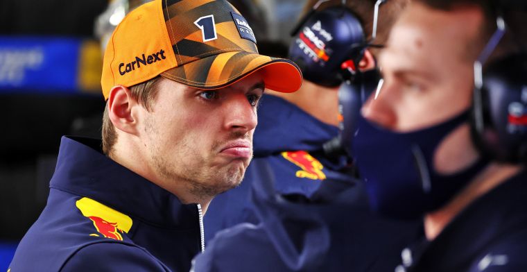 Verstappen responds to De Vries news: 'He does that very cleverly'