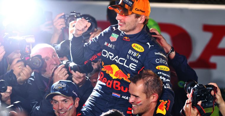 What does Red Bull need to do to win the constructors' title in America?