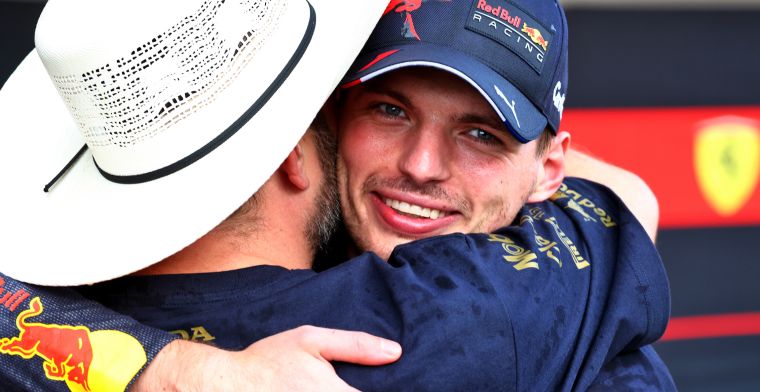 Mídia internacional: Verstappen supera Hamilton e leva a vitória