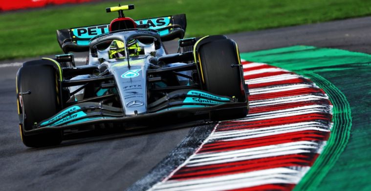 Hamilton feliz com o desempenho da Mercedes, mas espera por mais