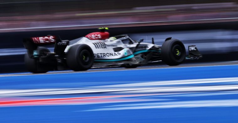 Hamilton mudou a sua forma de se preparar para uma corrida em 2022