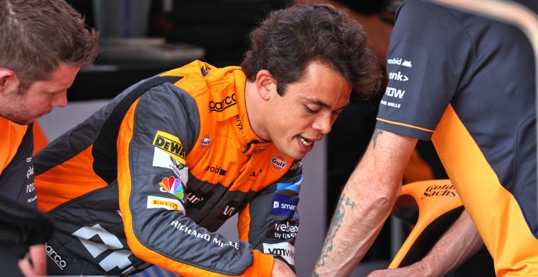 De Vries tries out Norris' McLaren at Interlagos in advance