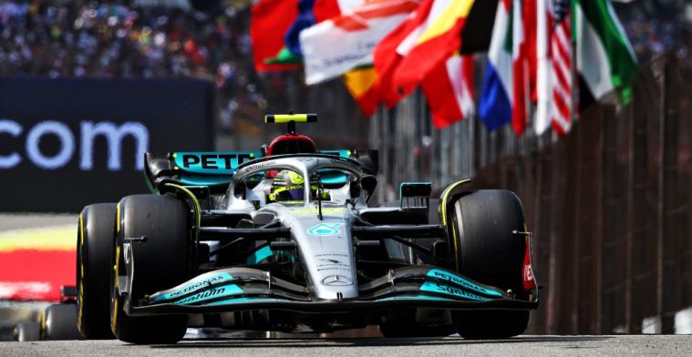 Hamilton risponde all'incidente con Verstappen: 'Sapete com'è con Max'