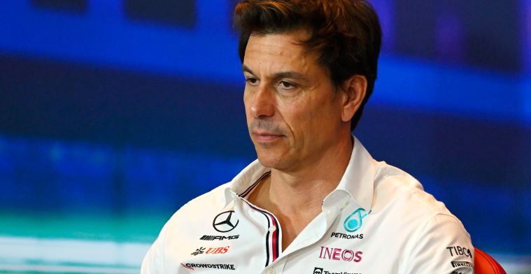Wolff uważa, że powrót Mercedesa nie jest gwarancją: Konkurencja jest silna.