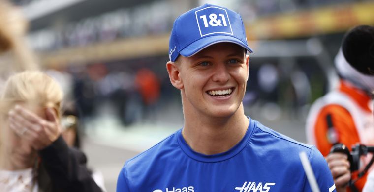 Schumacher n'abandonnera pas son rêve de F1 :  Je pense que les gens l'oublient .