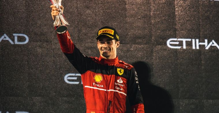 Leclerc complimente :  Beaucoup de respect pour ce que Verstappen a accompli .
