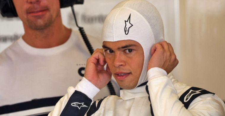 De Vries a parlé à Verstappen : Publiquement, toujours pilote Mercedes