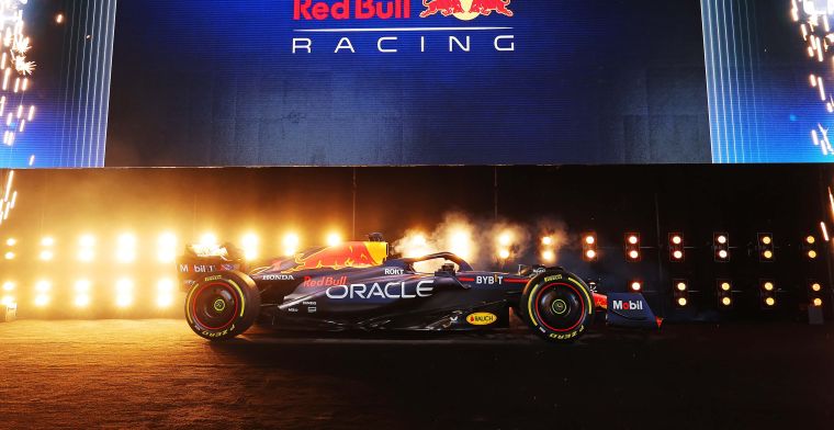 Foto: la Red Bull svela la livrea della RB19 di Verstappen e Perez