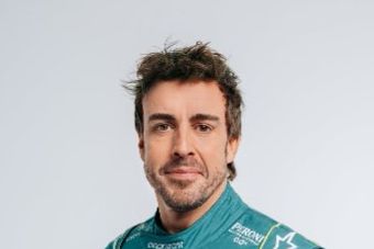Photos | Alonso et Stroll enfilent pour la première fois la combinaison 2023