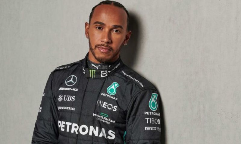 button-believes-in-hamilton-it-will-put-a-lot-of-pressure-on-russell