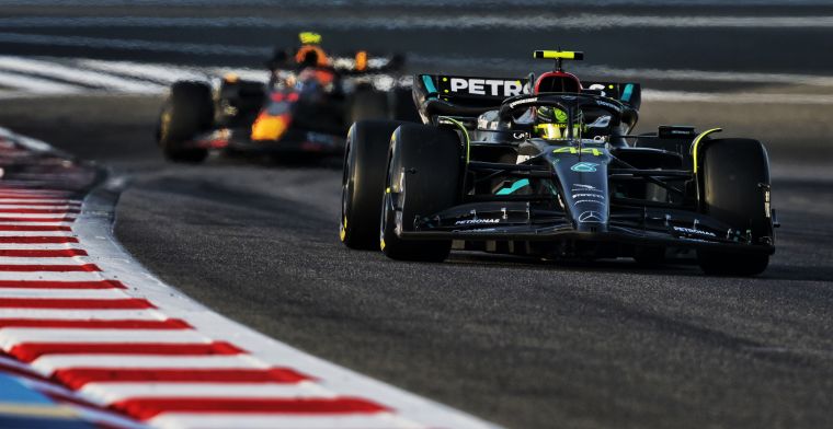 Hamilton quer que F1 mantenha o uso dos cobertores de pneus
