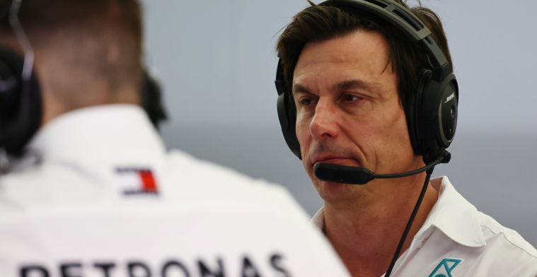 Wolff est d'accord avec Russell : Red Bull va gagner toutes les courses.