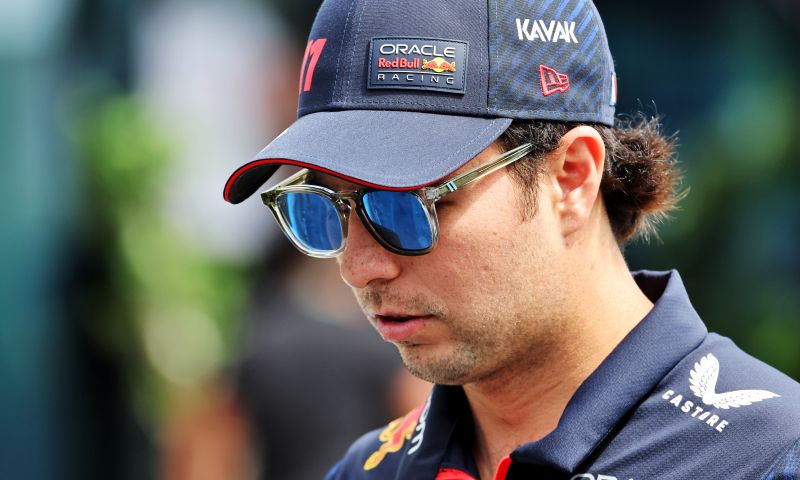 Sergio Perez Claims Pole For Saudi Arabian Grand Prix Verstappen Out In Q Gpblog