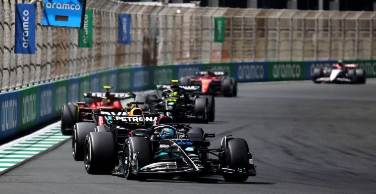 Glock: Ferrari i Mercedes w walce o bycie trzecim zespołem