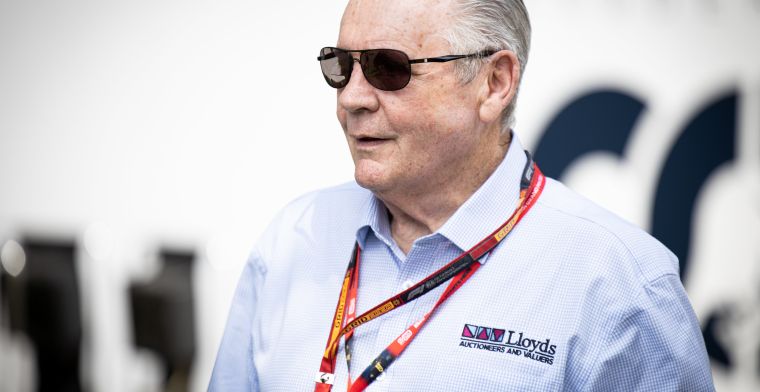 Former world champion Jones: 'Ricciardo will never drive F1 again'