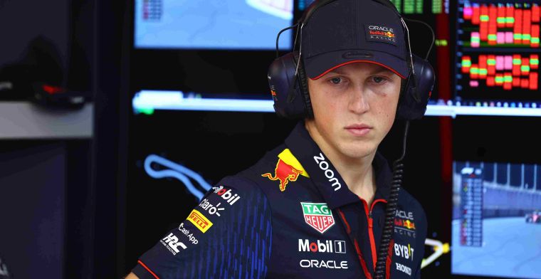 Marko puede estar satisfecho: El junior de Red Bull Lawson gana en su debut en Japón