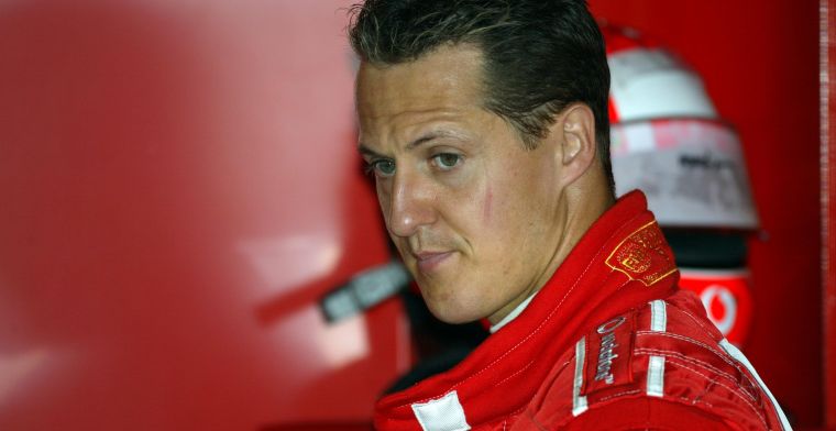 El fotógrafo suizo revela: Michael Schumacher me pasó por encima del pie.