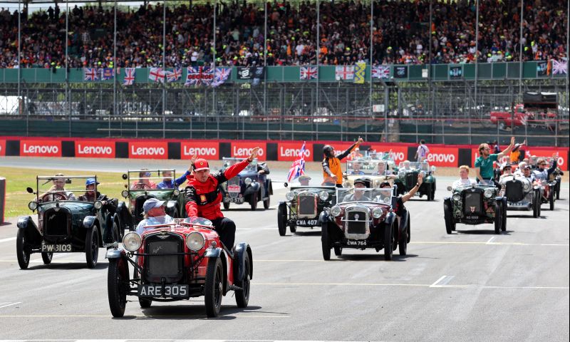 LIVE: Las Vegas Grand Prix Build-Up and Drivers Parade 