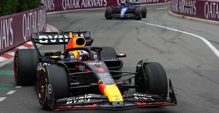 Verstappen supera a Vettel en Red Bull Racing