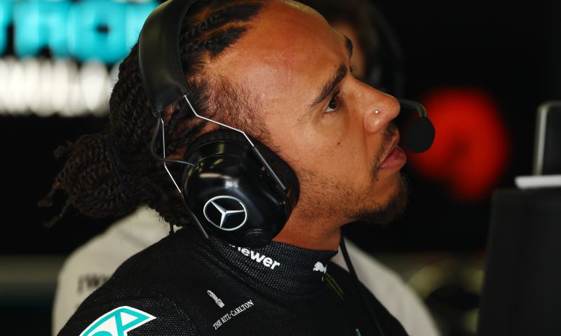 Hamilton dá as boas-vindas aos manifestantes em Silverstone: 'Precisamos nos tornar mais sustentáveis'