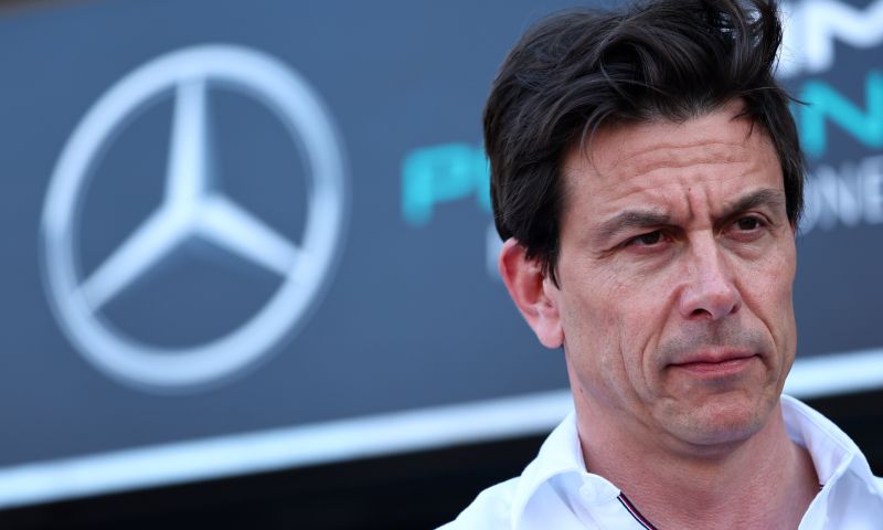 Wolff duvida de 11ª equipe na F1: "Estamos tropeçando uns nos outros"
