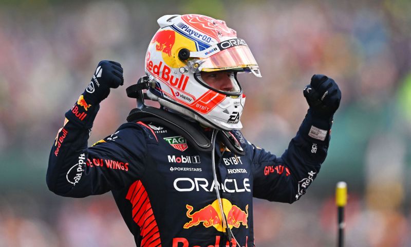 Verstappen não se vê como chefe de equipe: "Definitivamente, não na F1"