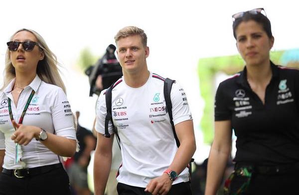 Mick Schumacher pays tribute to father this weekend