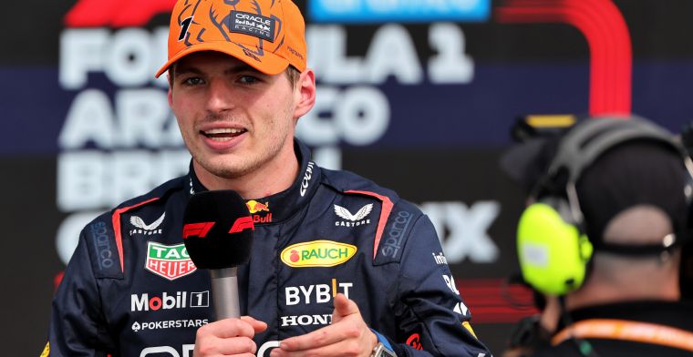 Max Verstappen descalificado tras una 'venganza durante una carrera virtual