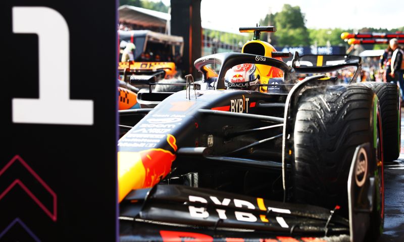 O RB19 que Max dirige também foi feito sob medida para ele