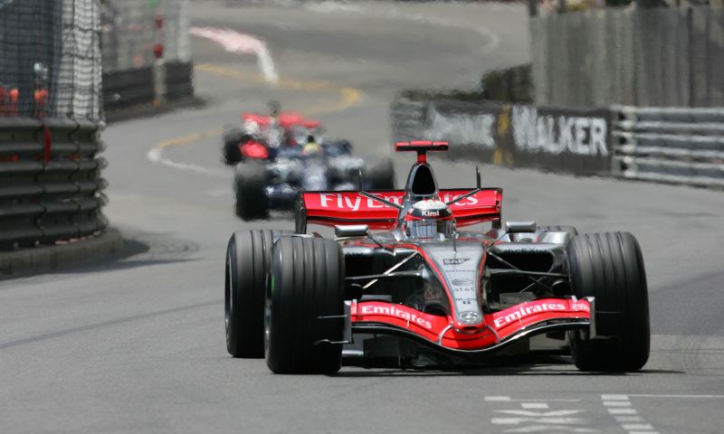 McLaren de Raikkonen e carro vencedor do campeonato Andretti à venda