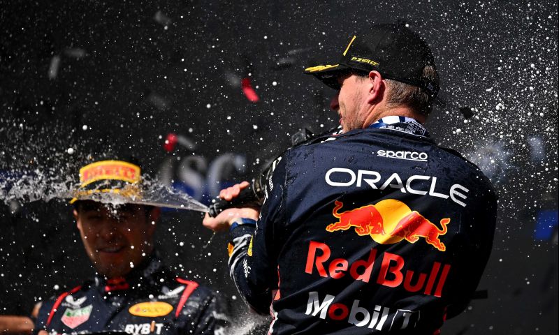 Verstappen, companheiro de equipe de Sim: 'Max quer ser o melhor em tudo o que faz'