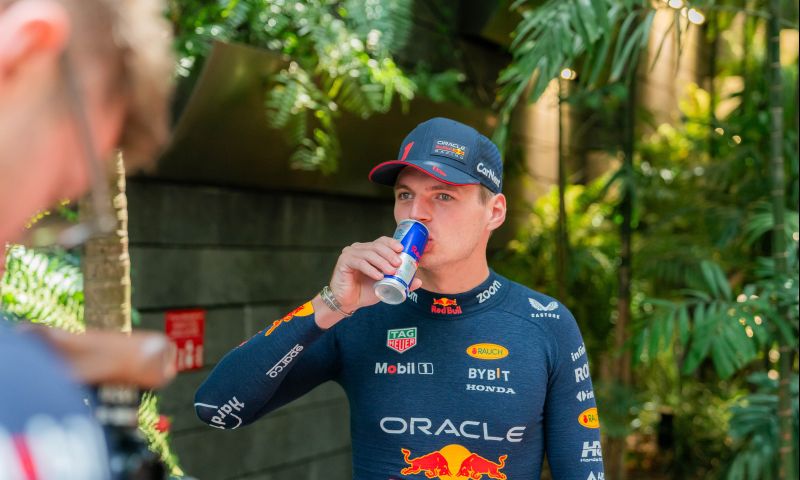 Verstappen fala sobre correr em Singapura: "Muito suor"