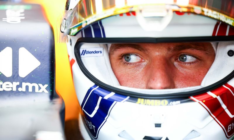 Verstappen revela design especial do capacete para o GP do Japão