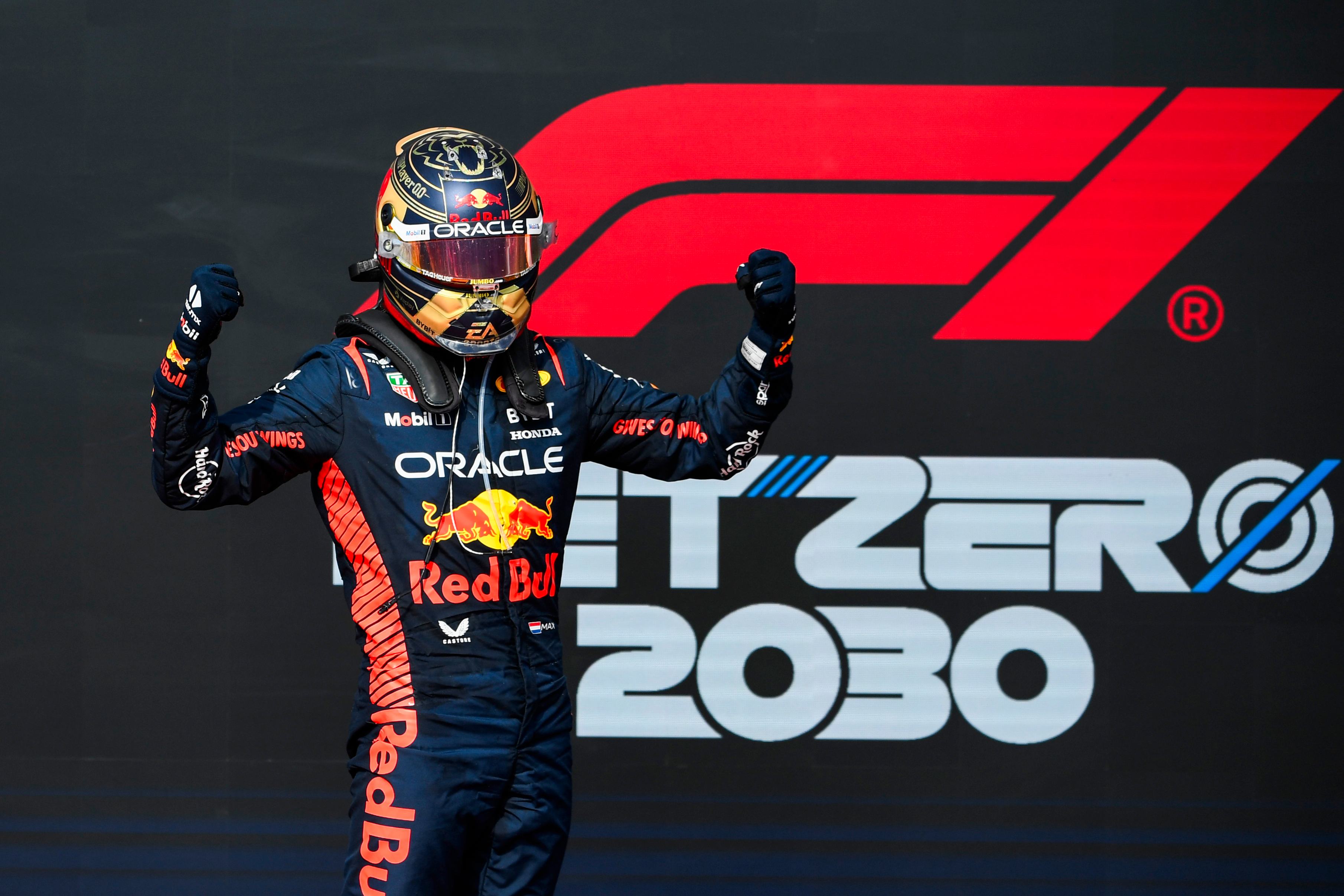 Verstappen vence nos Estados Unidos depois de largar em 6º