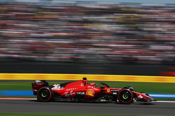 Fórmula 1: Charles Leclerc surpreende com 'pole position' no México