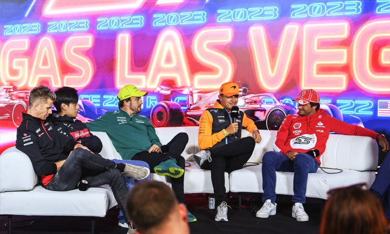 Sainz sobre a influência dos pilotos de F1: "Temos uma voz importante
