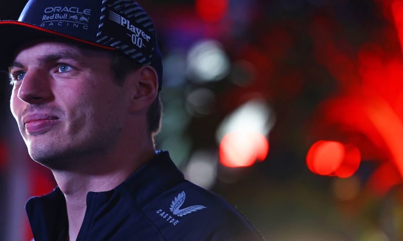 Verstappen gostaria de largar mais atrás na corrida de amanhã