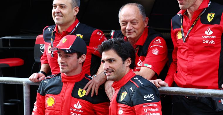 Sainz diz que a Ferrari vai mudar muito o carro para 2024
